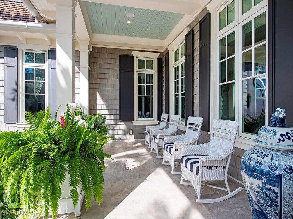 1963 Gulf Shore Boulevard S Naples FL 34102 226005600 image3