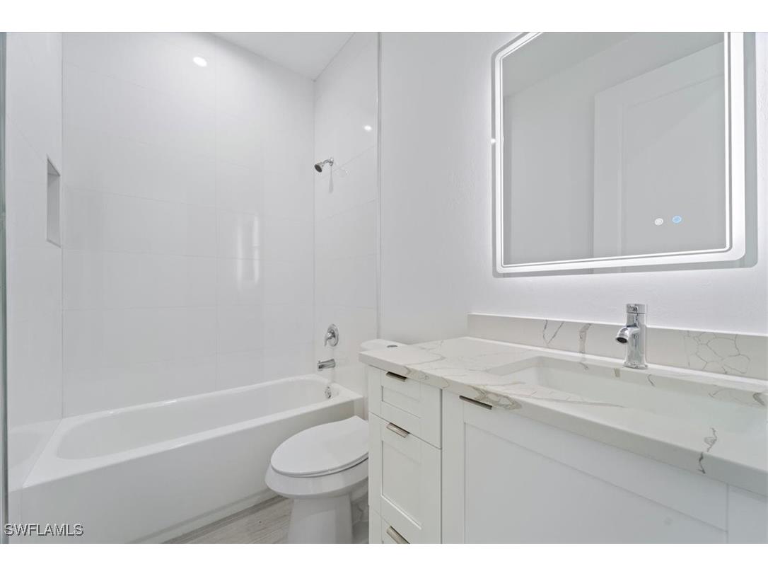 1964 16th Avenue NE Naples FL 34120 225079916 image18