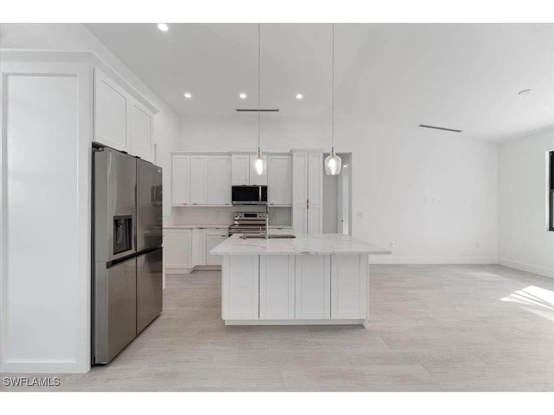 1964 16th Avenue NE Naples FL 34120 225079916 image8