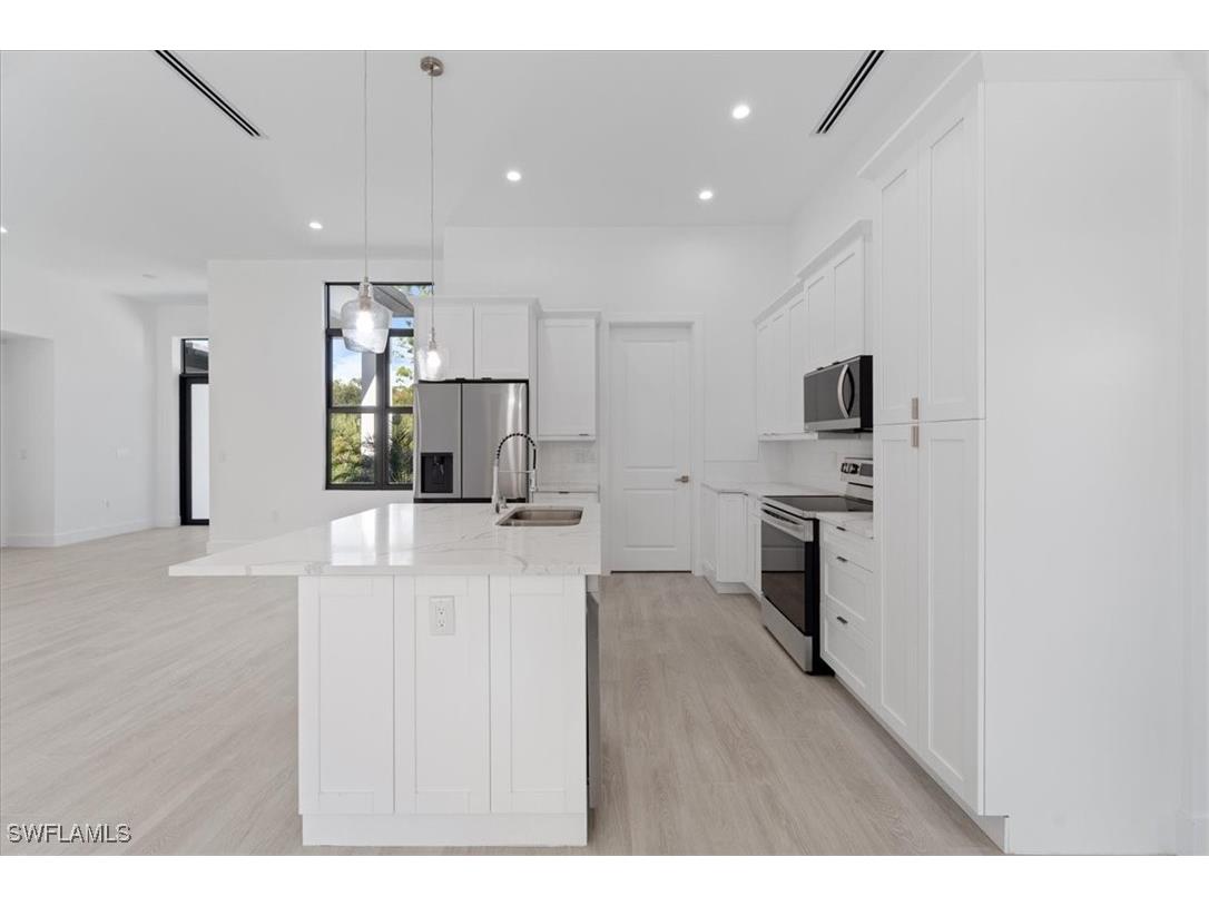 1964 16th Avenue NE Naples FL 34120 225079916 image9