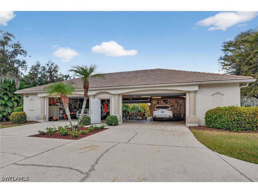 1964 Rialto Way Alva FL 33920 226020201 image37