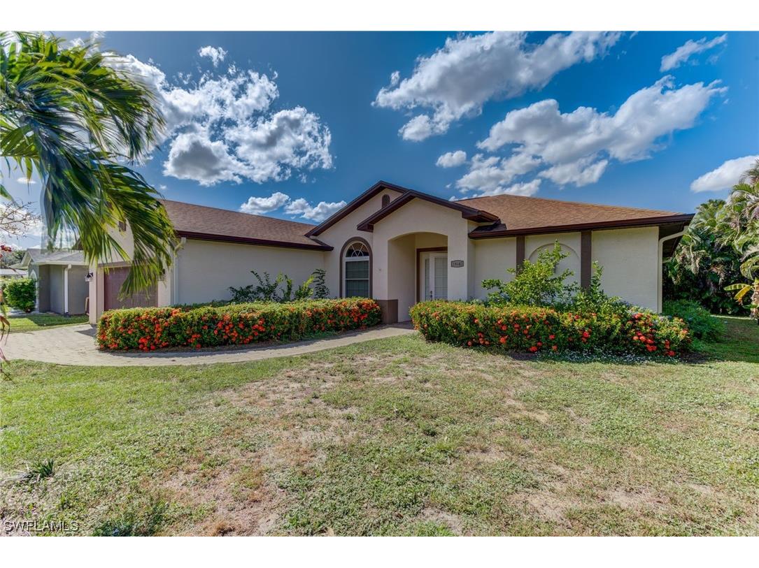 19640 Oak Forest Drive Fort Myers FL 33967 223079659 image1