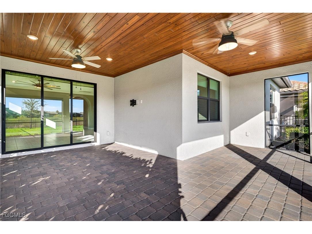 19649 Utopia Lane Estero FL 33928 2025024282 image24