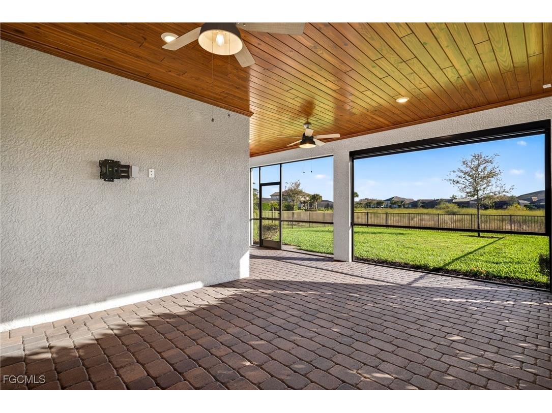 19649 Utopia Lane Estero FL 33928 2025024282 image25