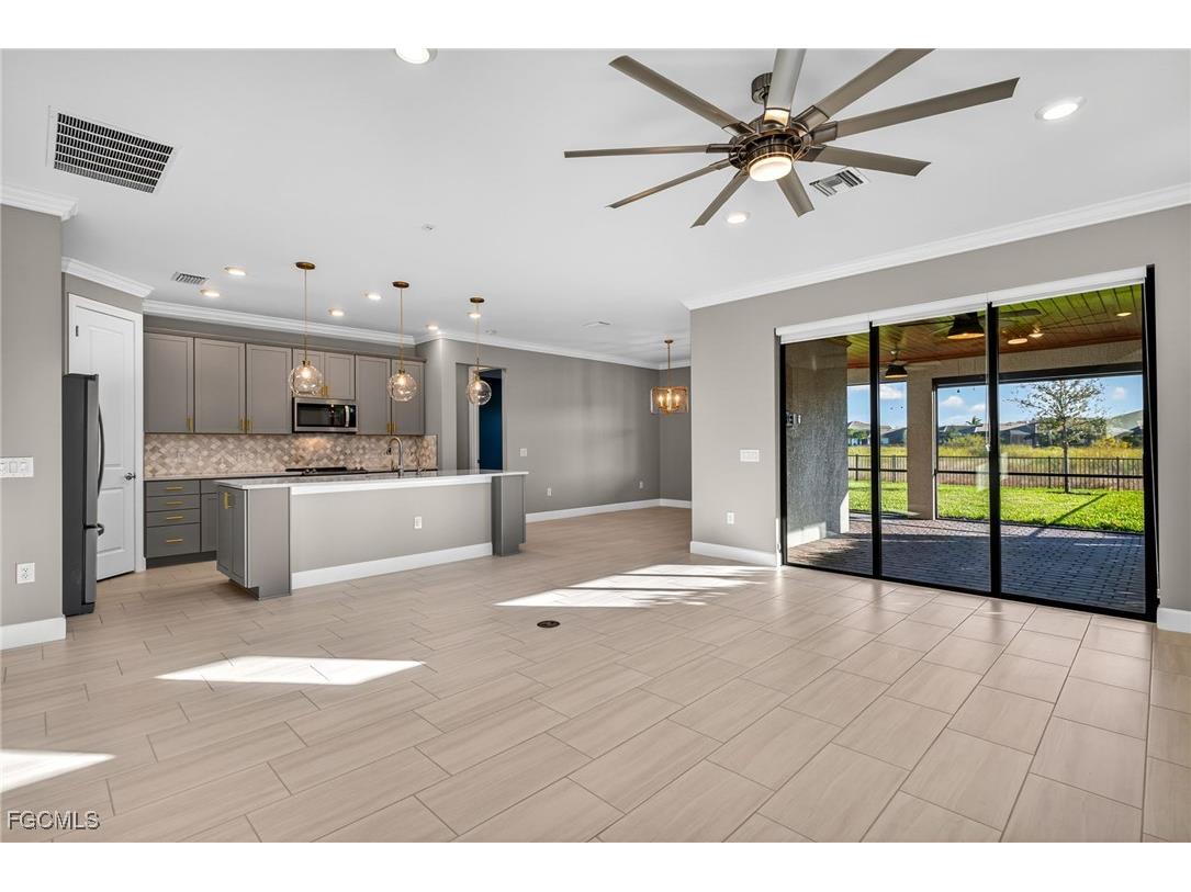 19649 Utopia Lane Estero FL 33928 2025024282 image3