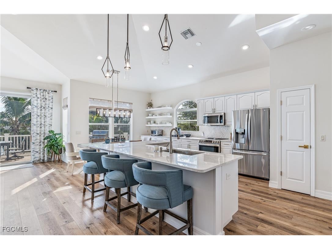 1965 Roseate Lane Sanibel FL 33957 2025011582 image10