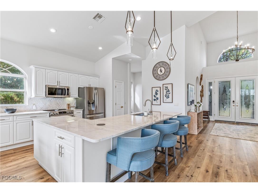 1965 Roseate Lane Sanibel FL 33957 2025011582 image12