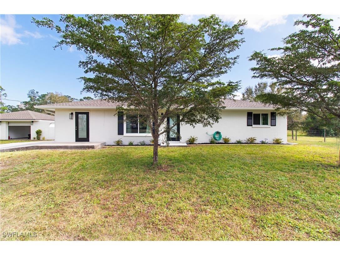 19650 Honey Bear Lane North Fort Myers FL 33917 225002527 image1