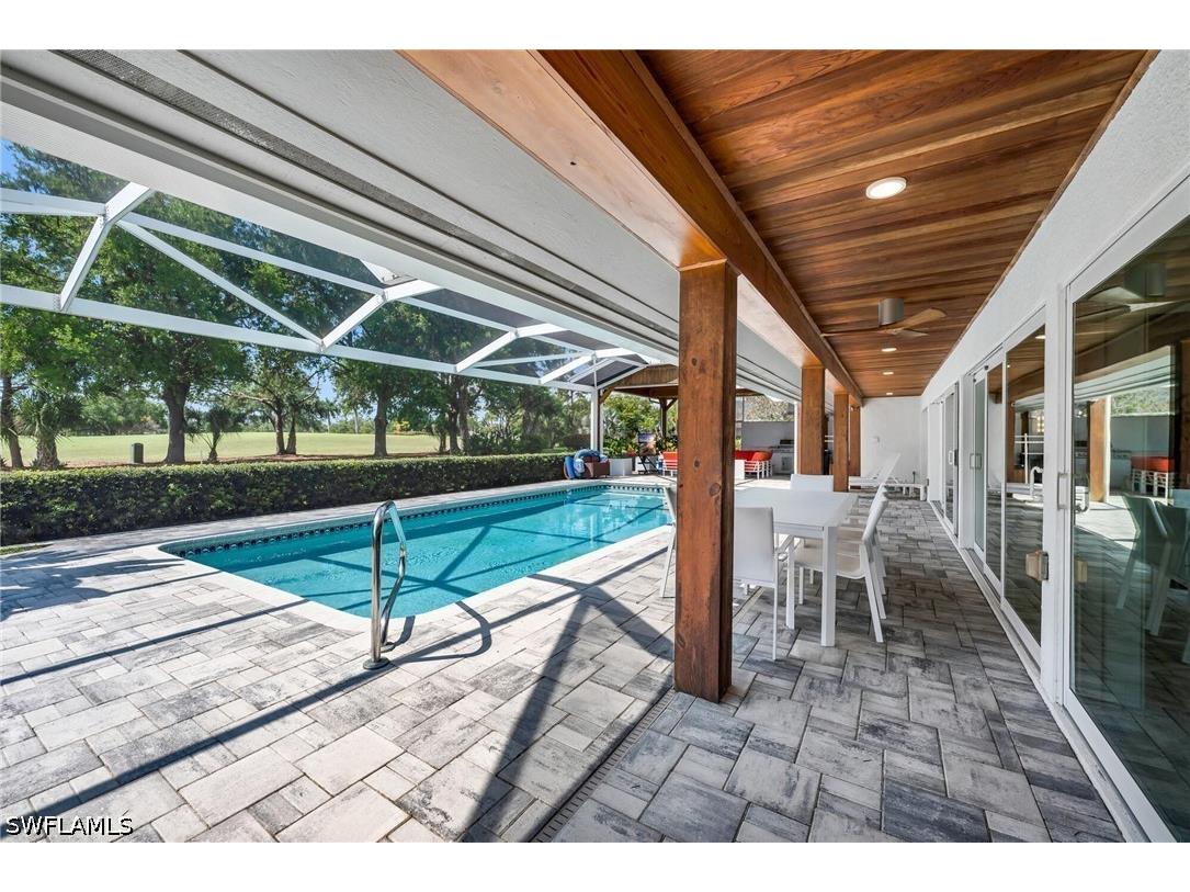 1966 Imperial Golf Course Boulevard Naples FL 34110 226013074 image25