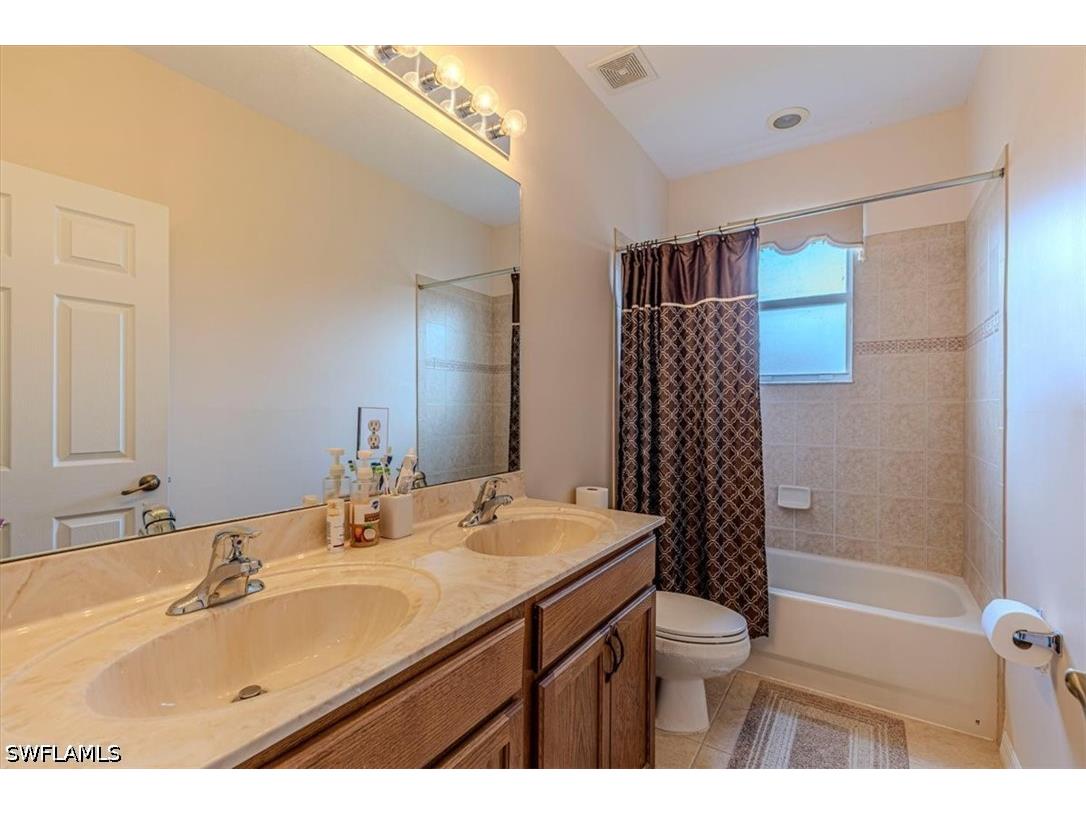 1966 Par Drive Naples FL 34120 226017765 image25