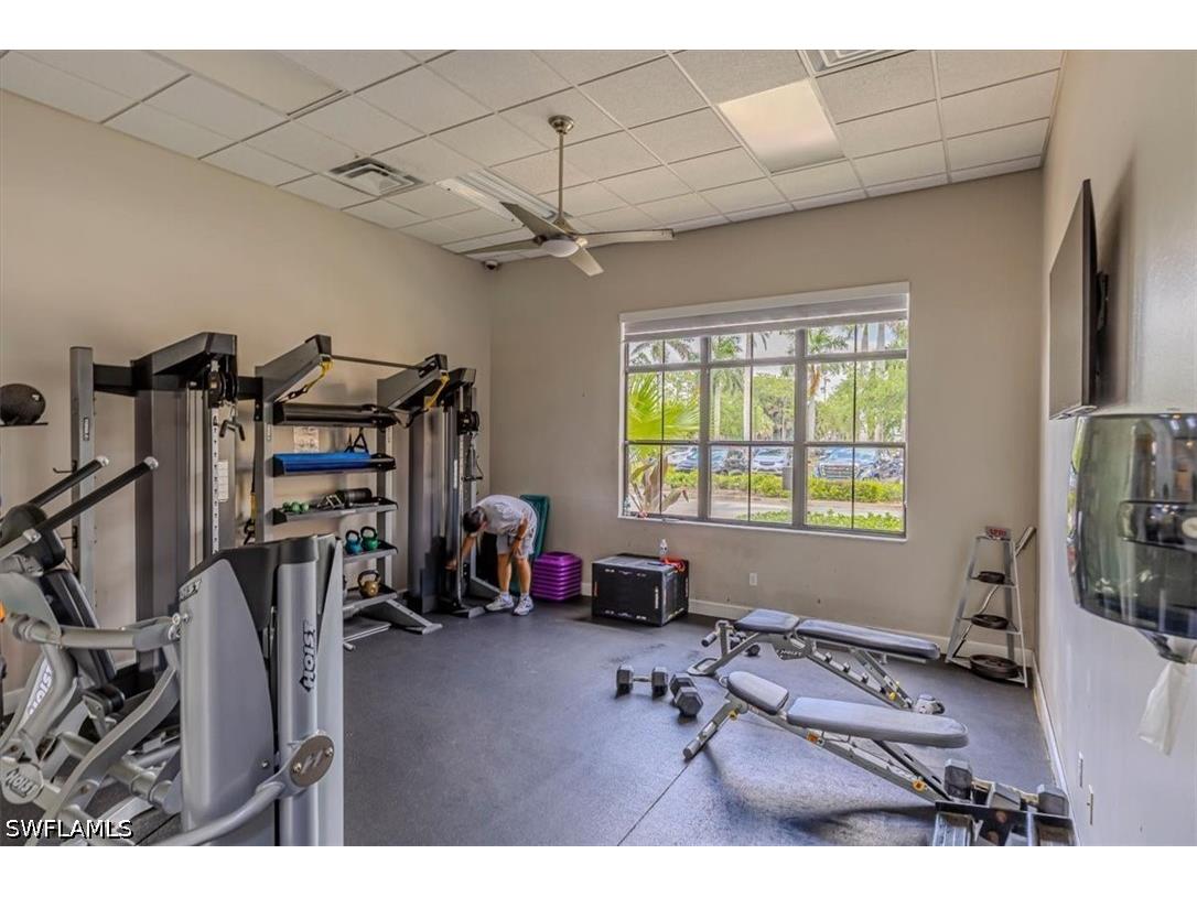 1966 Par Drive Naples FL 34120 226017765 image37
