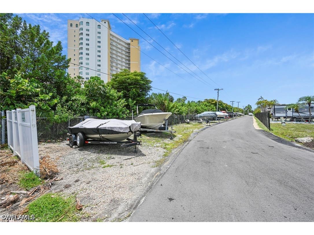 19681 #15 Summerlin Road Fort Myers FL 33908 226019542 image24