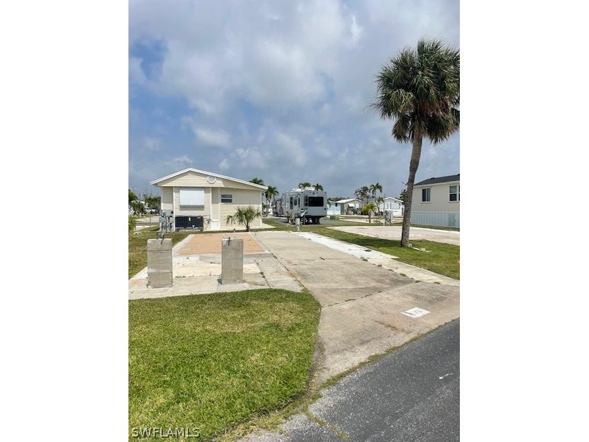 19681 D336 Summerlin Road Fort Myers FL 33908 224043641 image1