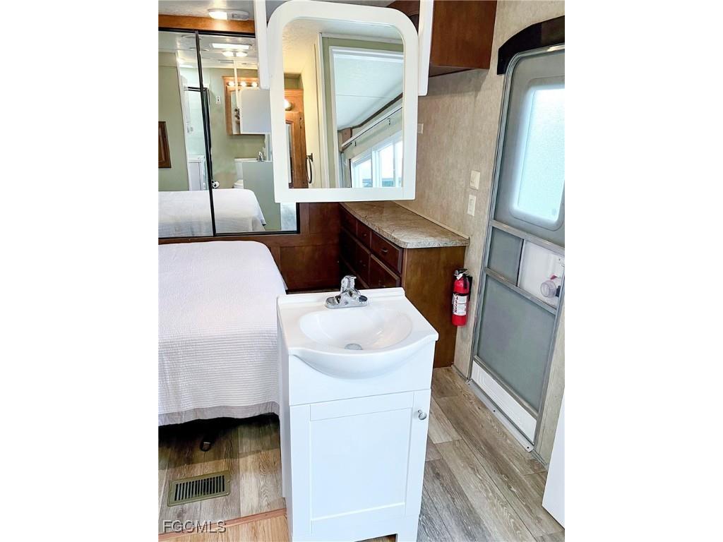 19681 Summerlin #176 Road Fort Myers FL 33908 2025004137 image14