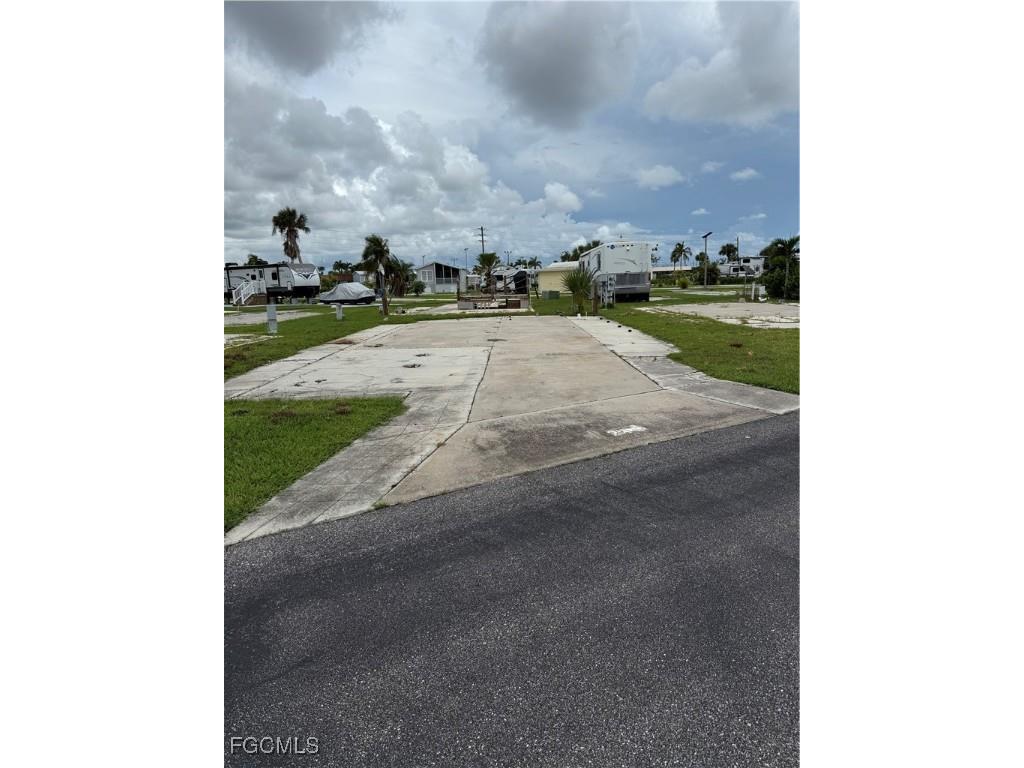 19681 Summerlin # 212 Road Fort Myers FL 33908 2025007605 image2