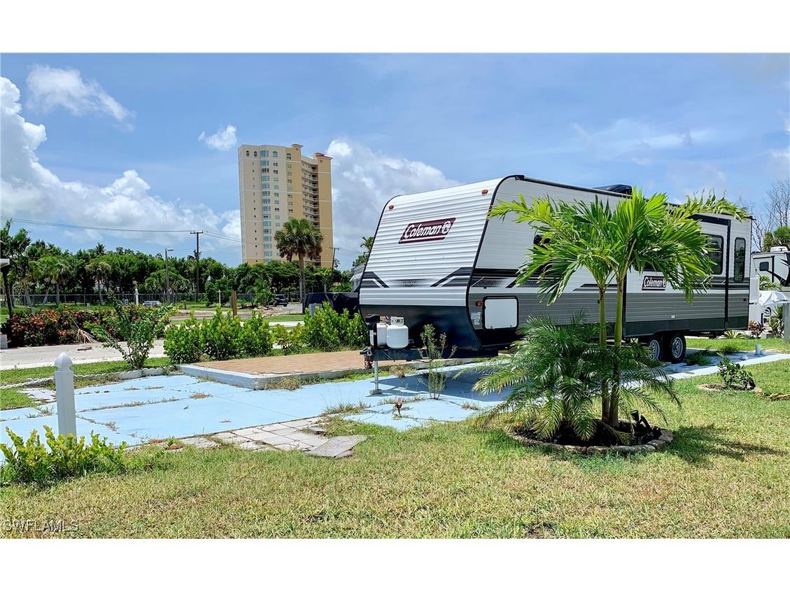 19681 Summerlin #23 Road Fort Myers FL 33908 224077301 image3