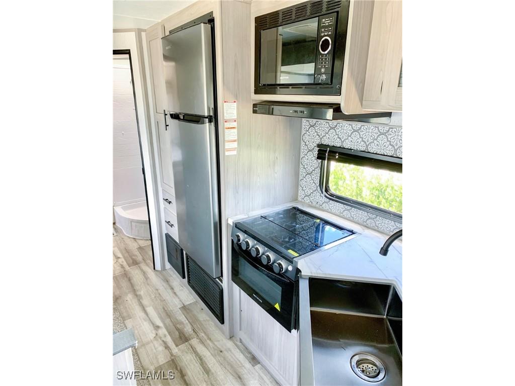 19681 Summerlin #23 Road Fort Myers FL 33908 224077301 image7