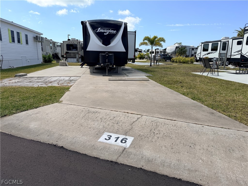 19681 Summerlin 316 Road Fort Myers FL 33908 2026010924 image1