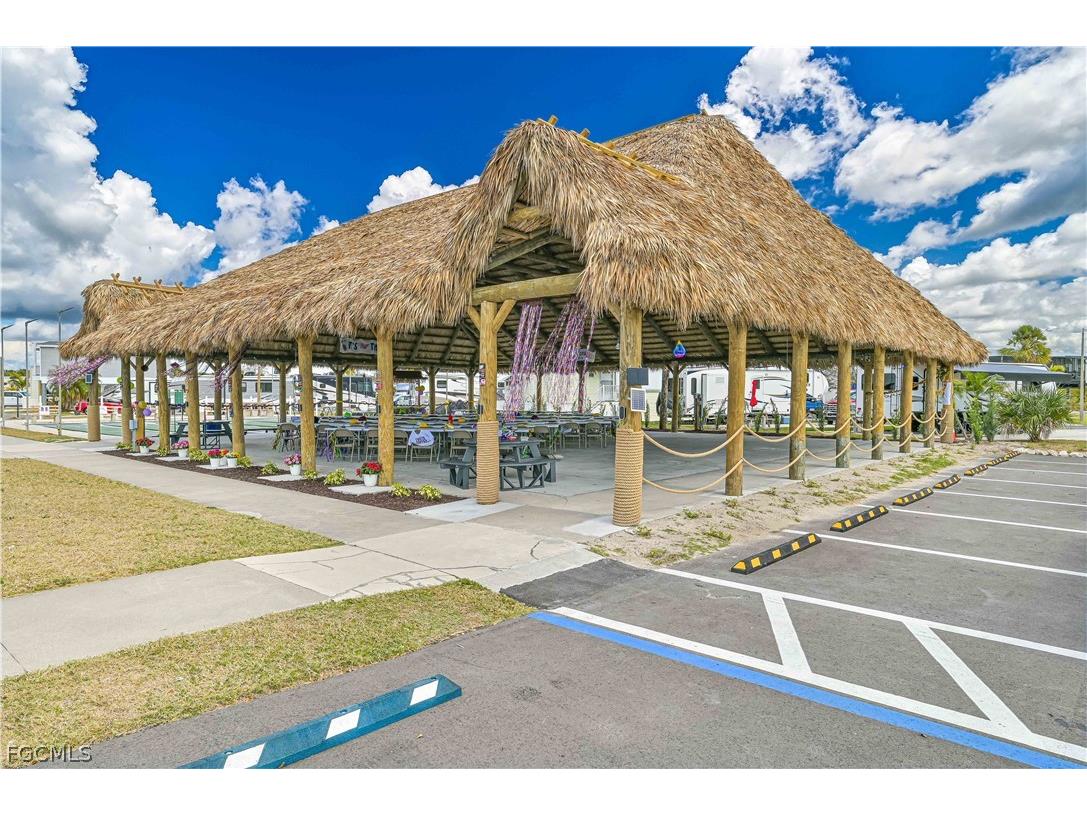 19681 Summerlin 316 Road Fort Myers FL 33908 2026010924 image16