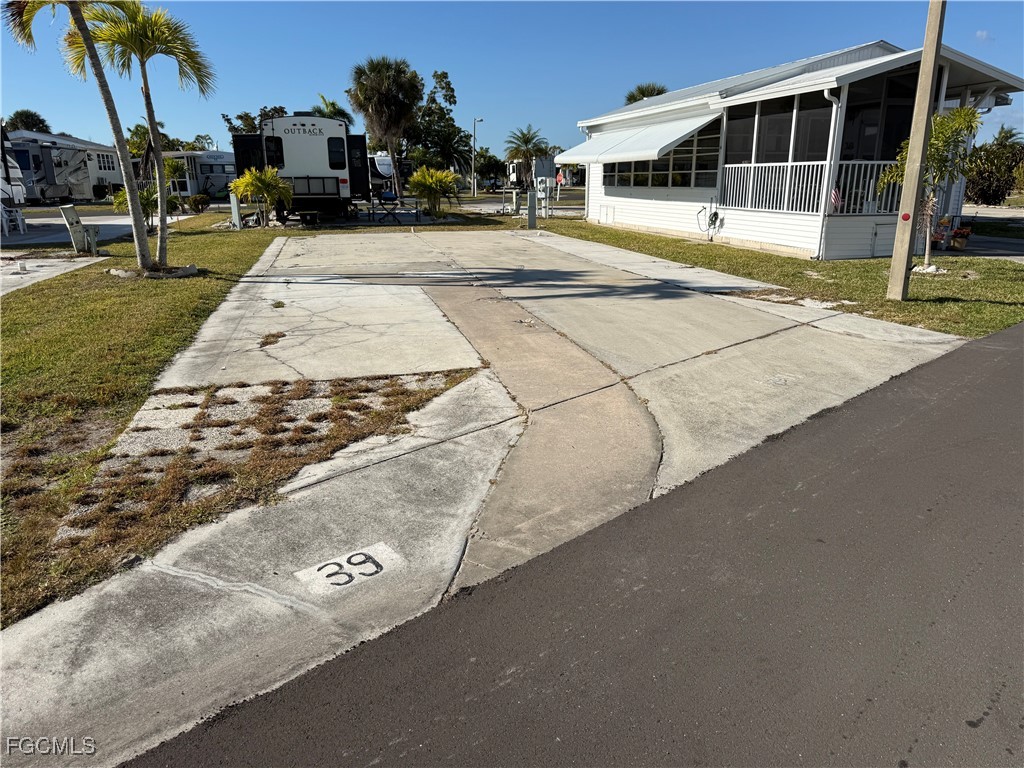 19681 Summerlin #39 Road Fort Myers FL 33908 2026004769 image1