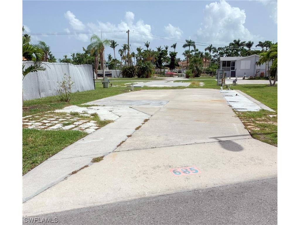 19681 Summerlin #685 Road Fort Myers FL 33908 223053349 image1