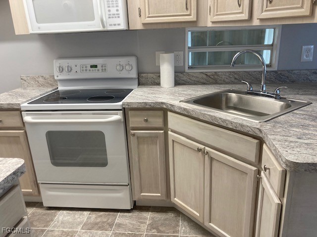 19681 Summerlin Road #J-197 Fort Myers FL 33908 2026000847 image3