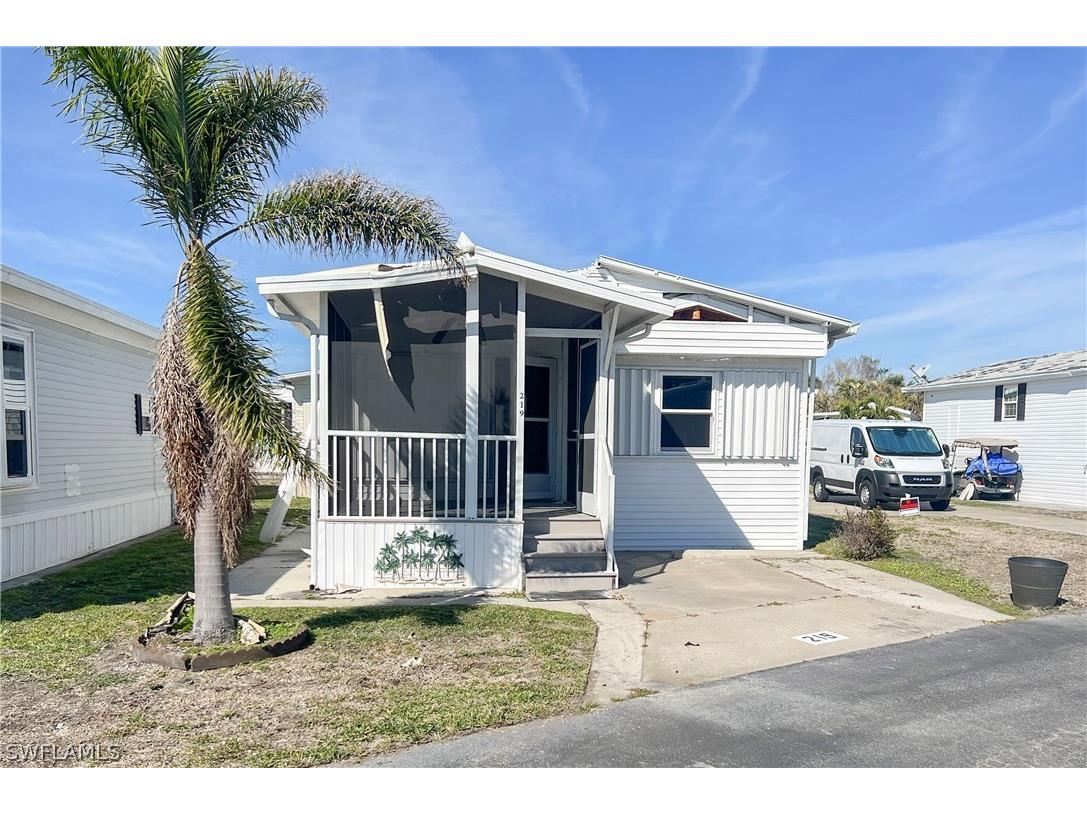 19681 Summerlin Road #219 Fort Myers FL 33908 223004482 image1