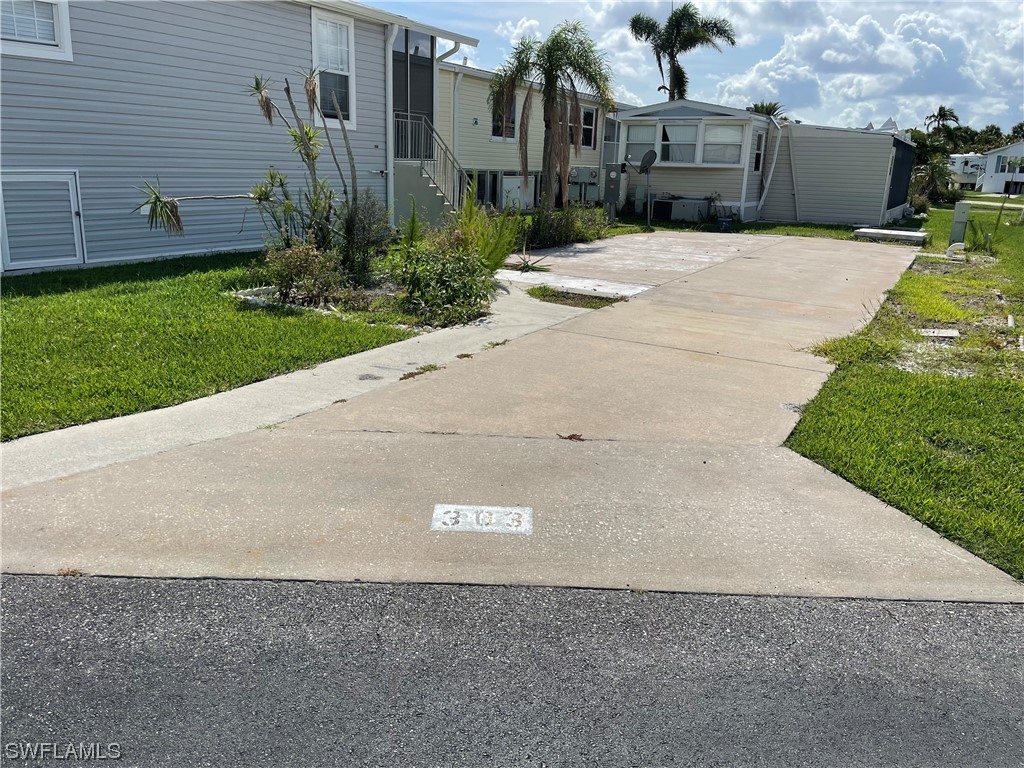 19681 Summerlin Road #303 Fort Myers FL 33908 223051223 image1