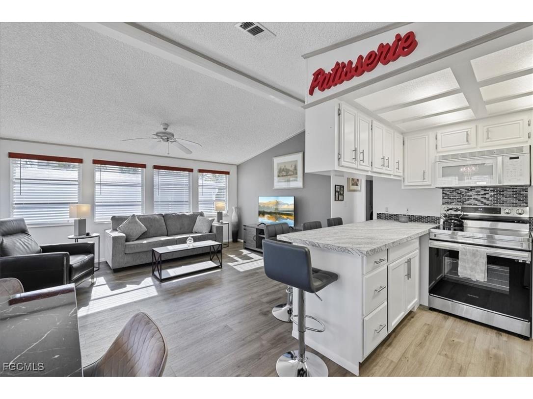 19681 Summerlin Road #430 Fort Myers FL 33908 2025019405 image10