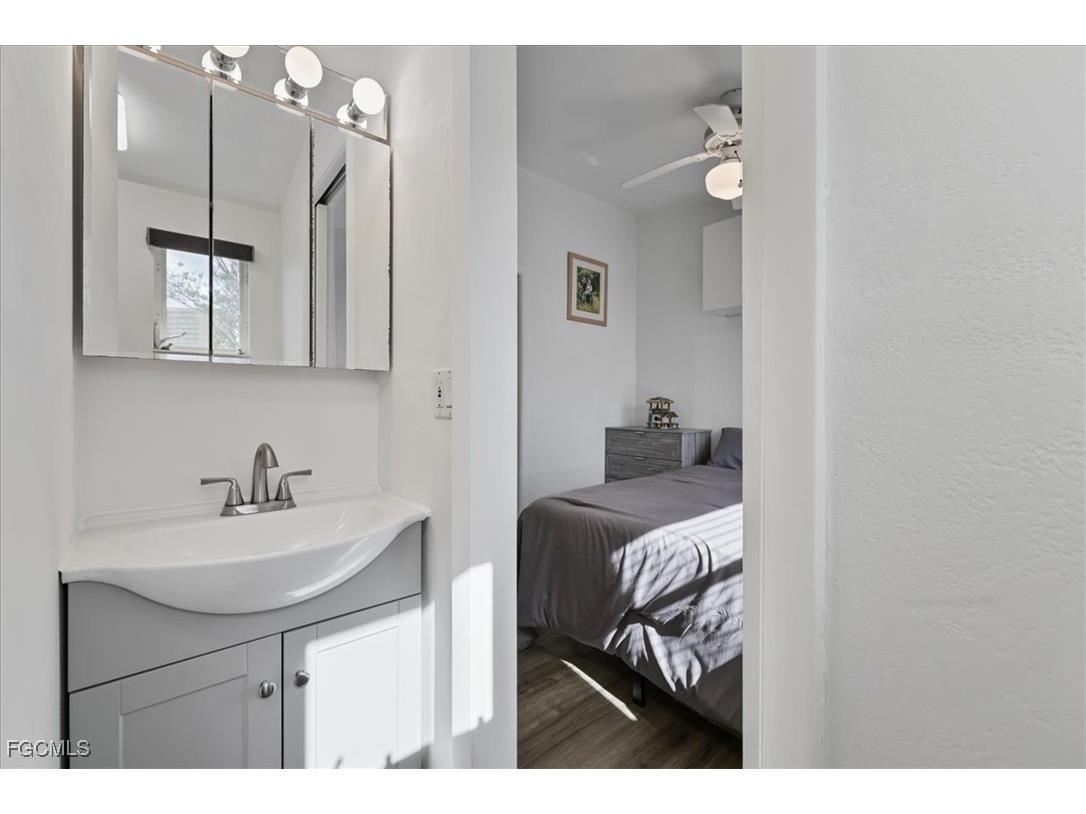 19681 Summerlin Road #430 Fort Myers FL 33908 2025019405 image16