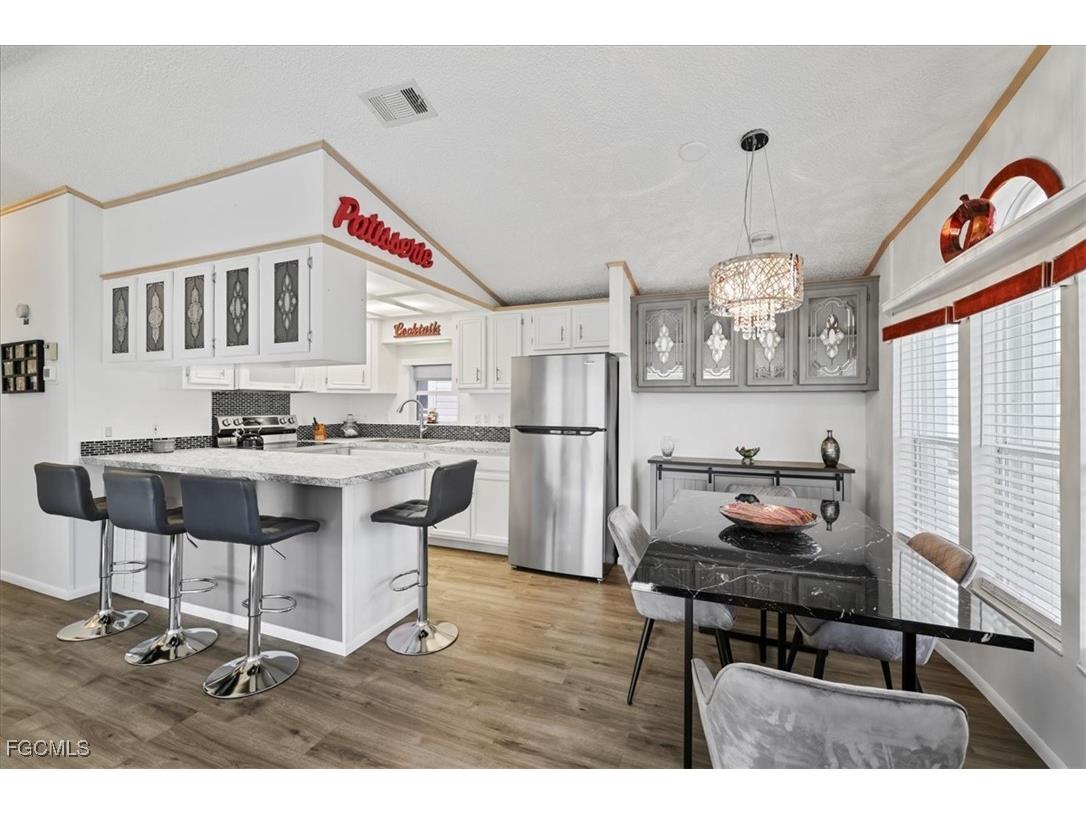 19681 Summerlin Road #430 Fort Myers FL 33908 2025019405 image7