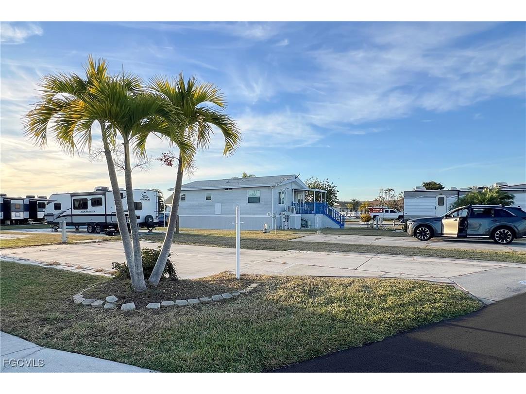 19681 Summerlin #163 Road Fort Myers FL 33908 2026006364 image1