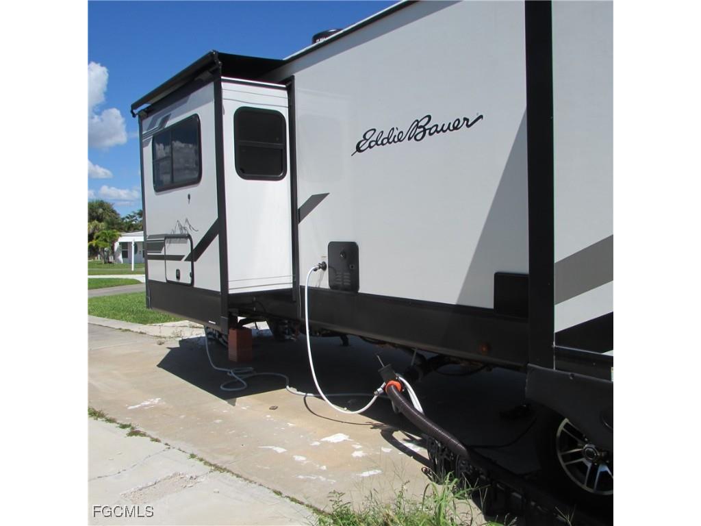 19681 #313 Summerlin Road Fort Myers FL 33908 2025010970 image10