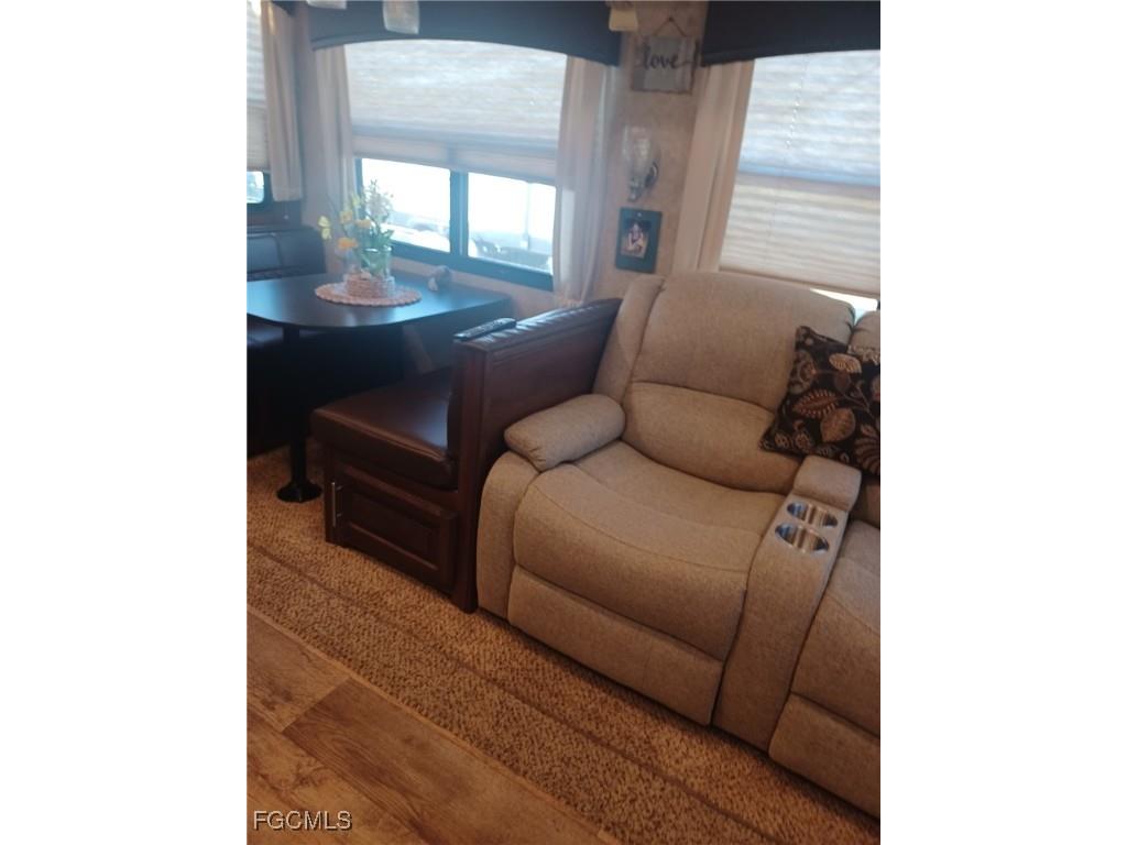 19681 Summerlin Road Fort Myers FL 33908 2025020318 image10