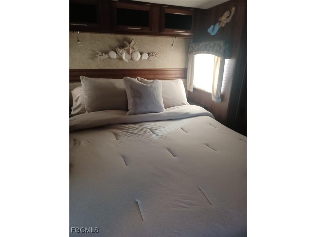 19681 Summerlin Road Fort Myers FL 33908 2025020318 image14