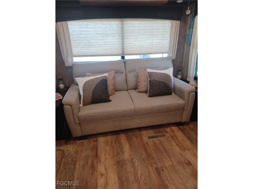 19681 Summerlin Road Fort Myers FL 33908 2025020318 image9