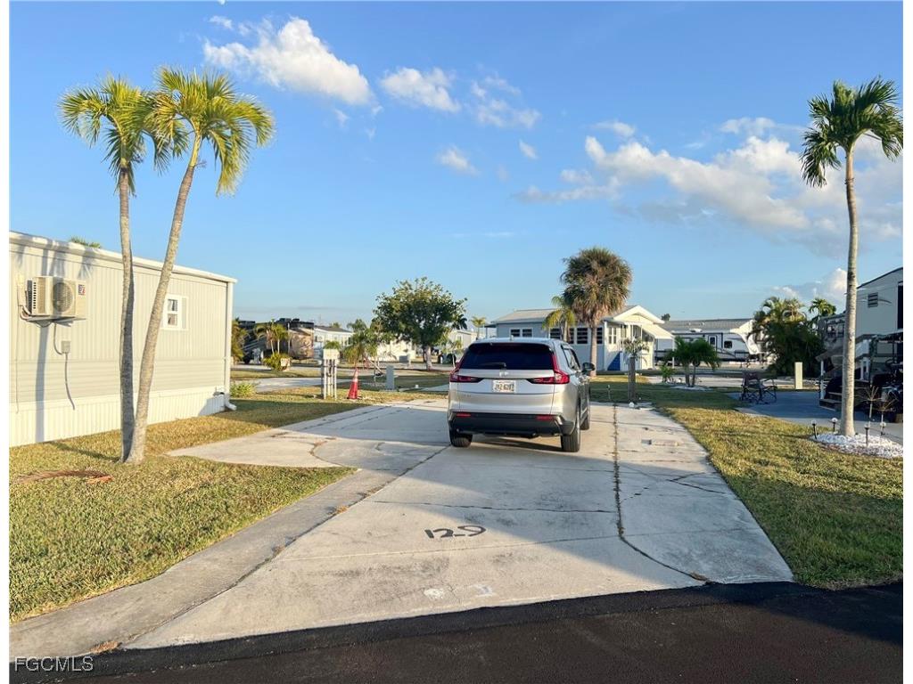 19681 Summerlin 129g Road Fort Myers FL 33908 2025023528 image1