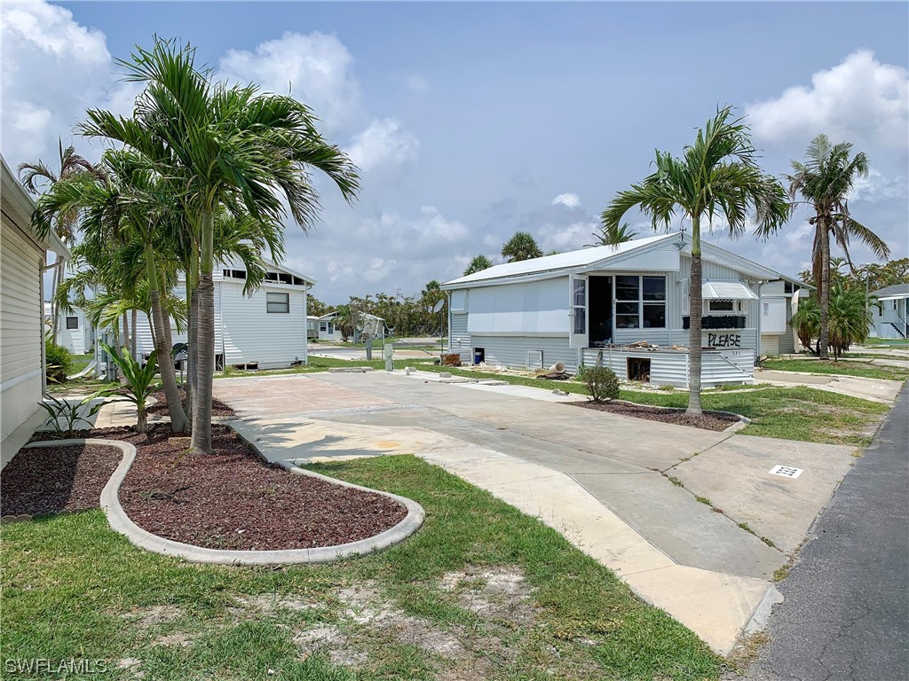 19681 Summerlin Road Fort Myers FL 33908 223032958 image1