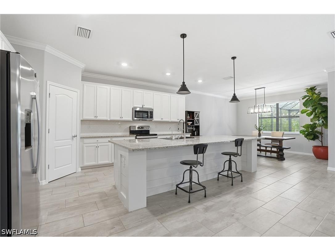 19685 The Place Boulevard Estero FL 33928 226022060 image10