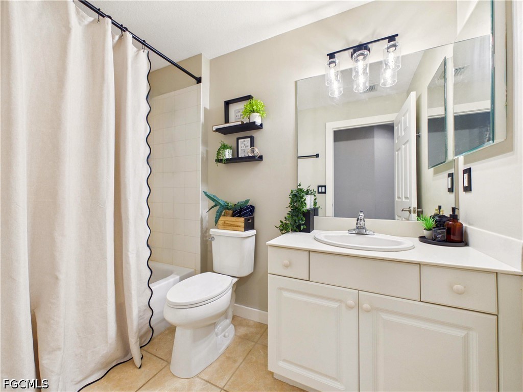 19694 Villa Rosa Loop Estero FL 33967 2026020395 image14