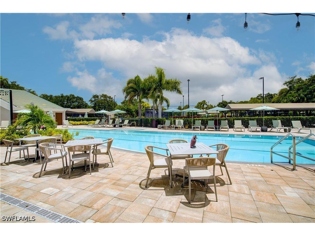 1970 Willow Bend Circle #204 Naples FL 34109 226026137 image33
