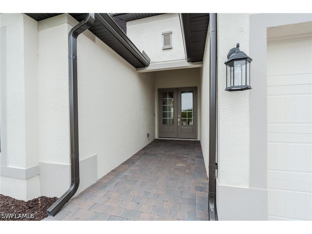 19701 Fox Grove Drive Estero FL 33928 226026115 image2