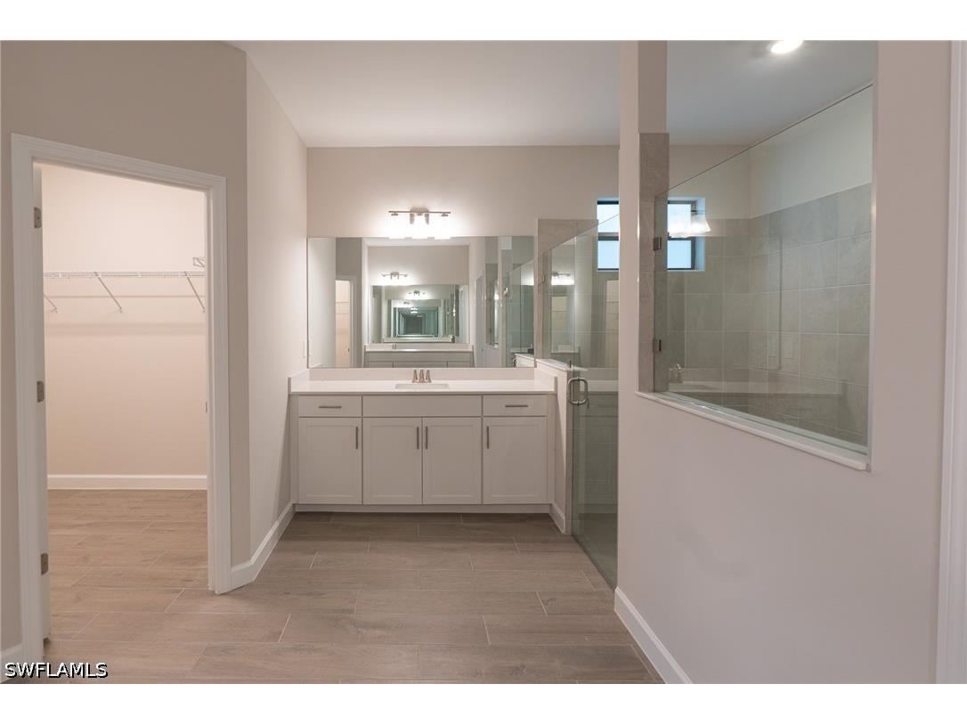 19701 Fox Grove Drive Estero FL 33928 226026115 image21