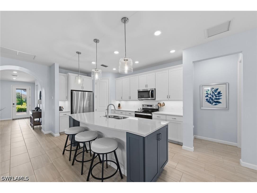 19704 The Place Boulevard Estero FL 33928 226019539 image9