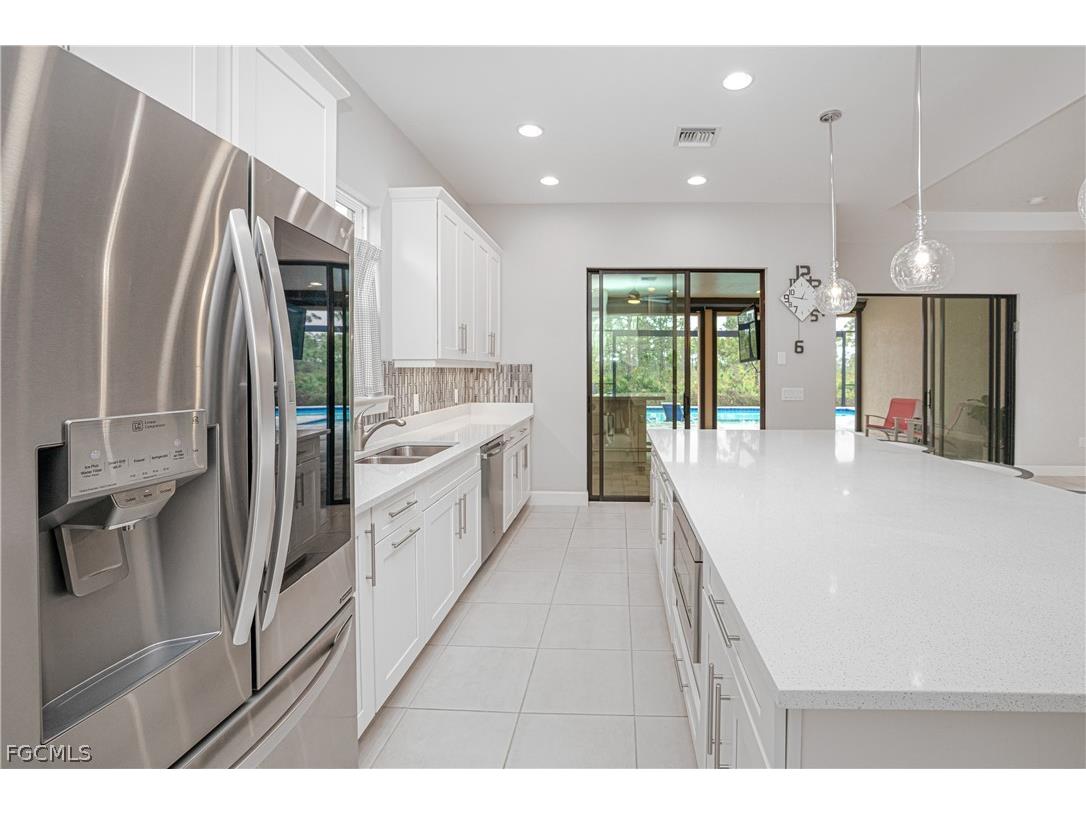 19717 Estero Pointe Lane Fort Myers FL 33908 2026006567 image17