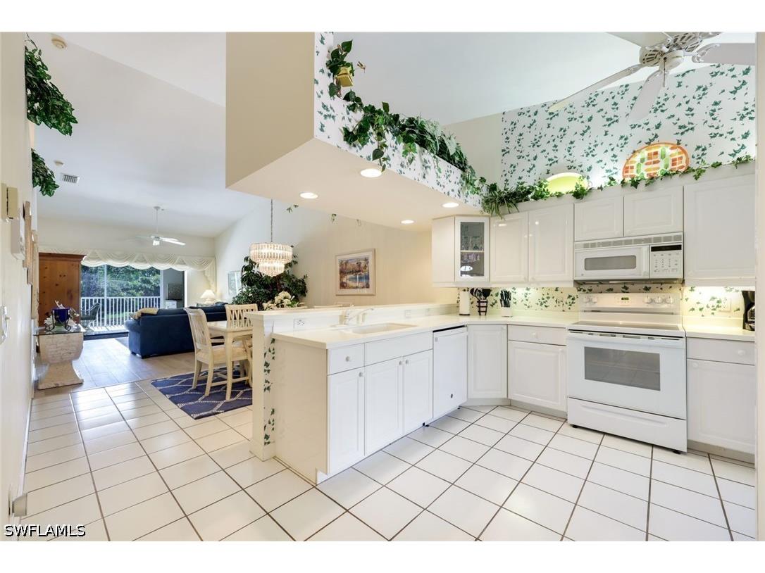 1972 Cascades Drive #4 Naples FL 34112 226017848 image10