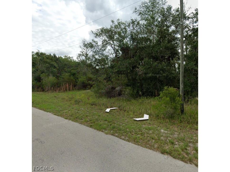 1972 Quintero Lane Lehigh Acres FL 33972 2026013504 image2