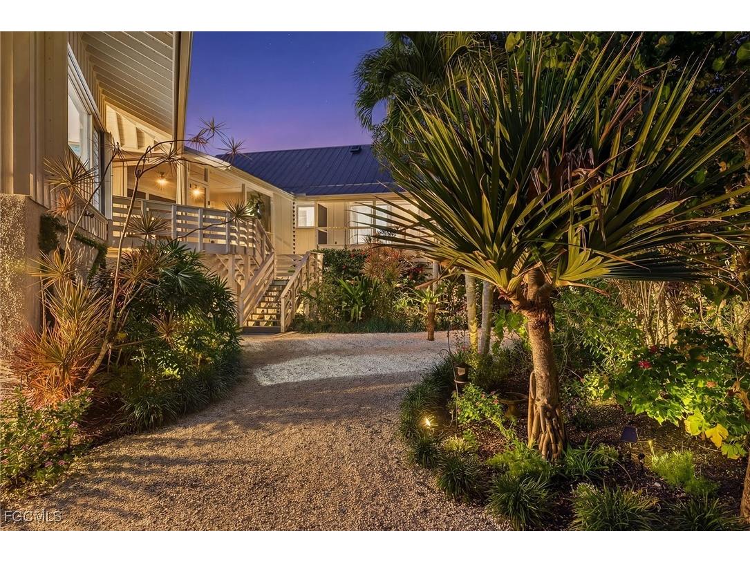 1973 Wild Lime Drive Sanibel FL 33957 2026000759 image2