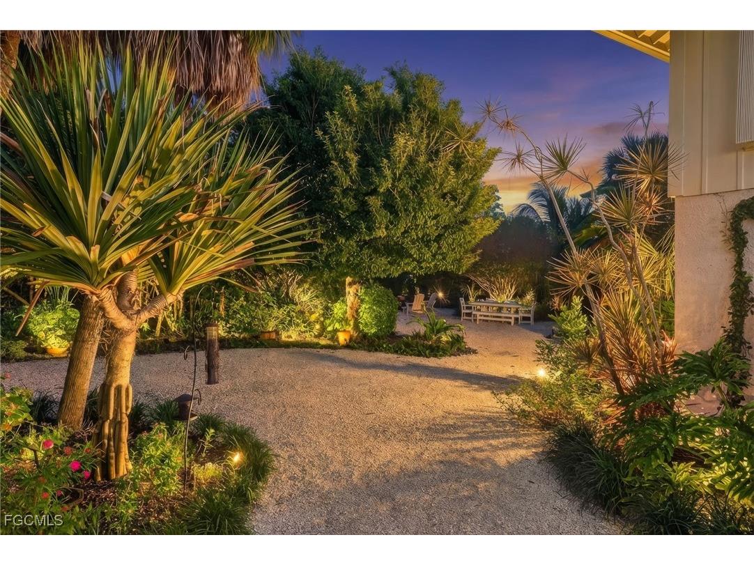 1973 Wild Lime Drive Sanibel FL 33957 2026000759 image4