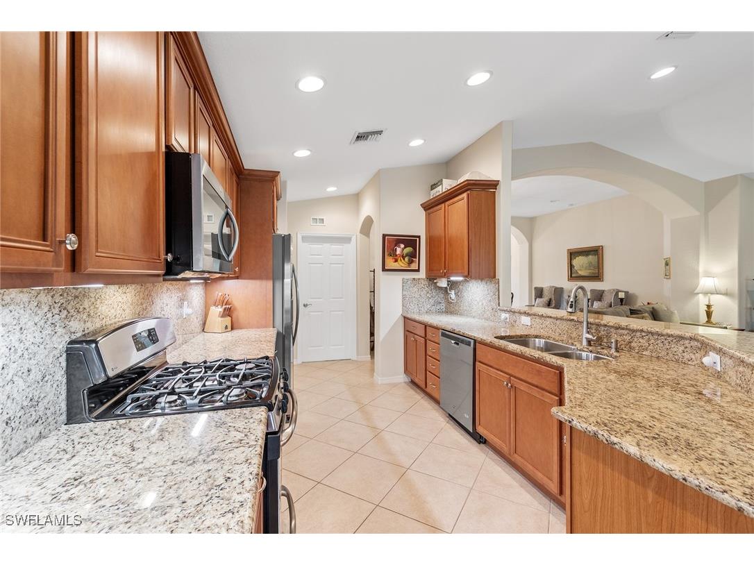 19740 Villa Rosa Loop Estero FL 33967 225079051 image17